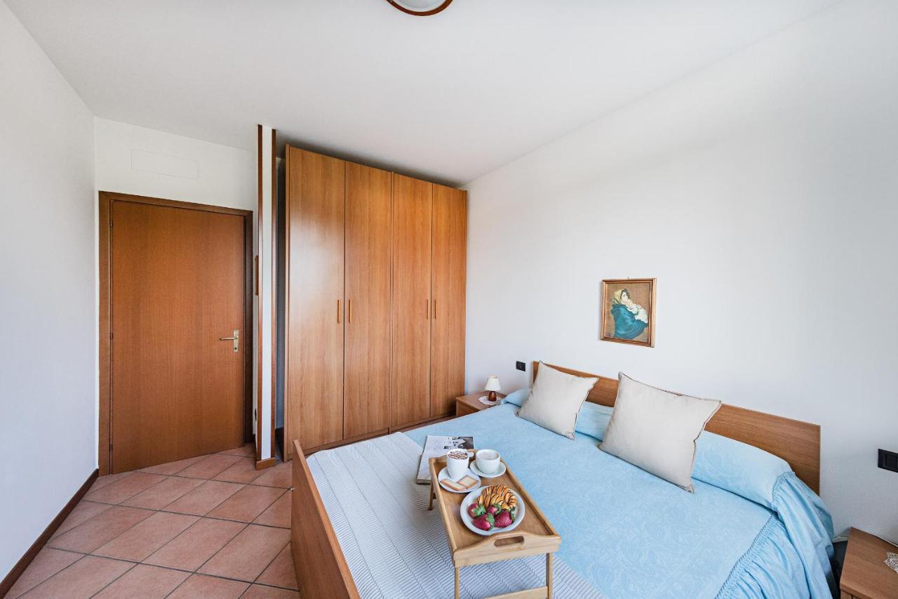Condominio Del Sole P1-137 By Wonderful Italy Сірміоне Екстер'єр фото